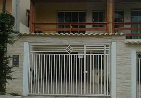 Casa com 2 Quartos à venda, 130m²