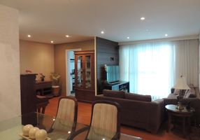 Apartamento com 3 Quartos à venda, 107m²