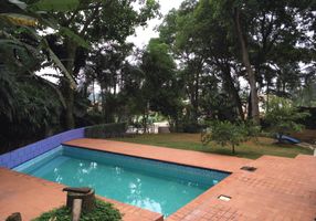 Casa de Condomínio com 3 Quartos à venda, 200m²