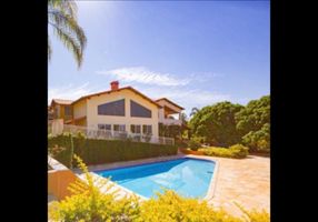 Casa com 5 Quartos à venda, 2117m²