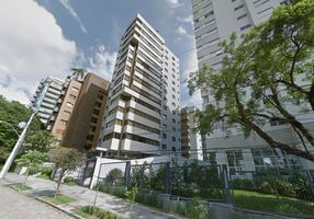 Apartamento com 3 Quartos à venda, 157m²