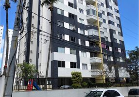 Apartamento com 3 Quartos à venda, 105m²