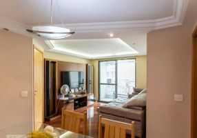 Apartamento com 4 Quartos para alugar, 88m²