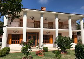 Casa de Condomínio com 5 Quartos à venda, 580m²