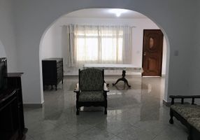Sobrado com 2 Quartos à venda, 153m²