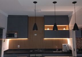 Casa com 3 Quartos à venda, 180m²
