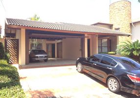 Casa de Condomínio com 3 Quartos à venda, 190m²