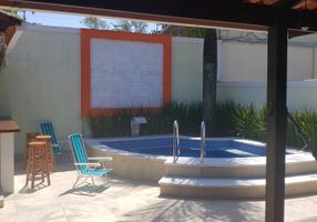 Casa com 4 Quartos à venda, 185m²