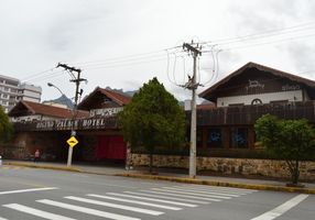 Imóvel Comercial com 30 Quartos à venda, 11122m²