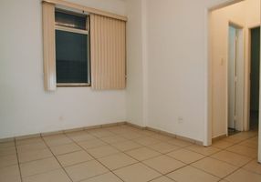 Apartamento com 1 Quarto para alugar, 40m²