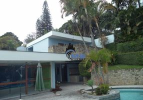 Casa com 4 Quartos para venda ou aluguel, 793m²