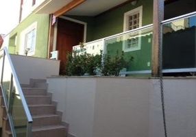 Casa com 5 Quartos à venda, 420m²