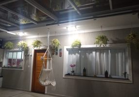 Casa com 3 Quartos à venda, 100m²