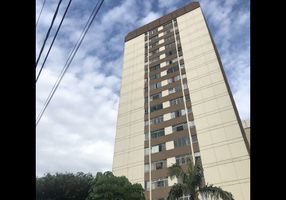 Apartamento com 3 Quartos à venda, 76m²