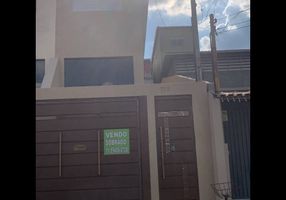 Sobrado com 3 Quartos à venda, 141m²
