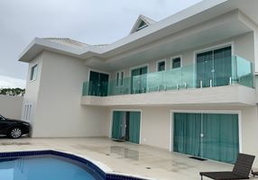 Casa de Condomínio com 4 Quartos à venda, 600m²