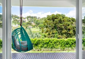 Casa de Condomínio com 3 Quartos à venda, 400m²