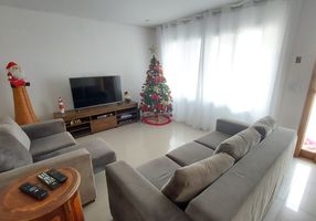 Casa com 3 Quartos para alugar, 100m²