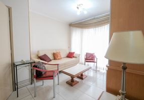 Apartamento com 3 Quartos para alugar, 93m²