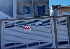 Sobrado com 3 Quartos à venda, 138m²