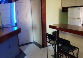 Apartamento com 1 Quarto para alugar, 55m²