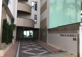 Apartamento com 2 Quartos para alugar, 82m²