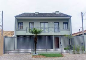 Sobrado com 3 Quartos à venda, 347m²
