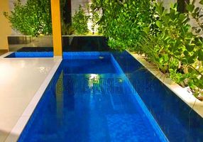 Casa de Condomínio com 6 Quartos à venda, 411m²