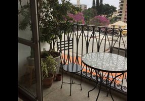 Apartamento com 3 Quartos à venda, 146m²
