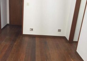 Apartamento com 3 Quartos para alugar, 95m²