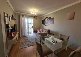 Apartamento com 3 Quartos à venda, 76m²