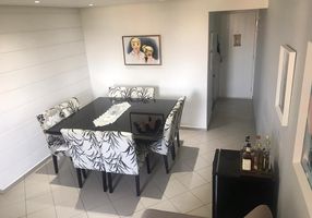 Apartamento com 2 Quartos à venda, 61m²