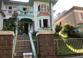 Casa com 3 Quartos à venda, 435m²