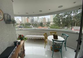 Apartamento com 3 Quartos à venda, 115m²