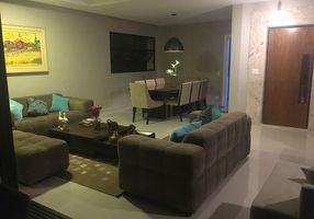 Apartamento com 4 Quartos para alugar, 200m²