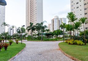 Apartamento com 3 Quartos para alugar, 162m²