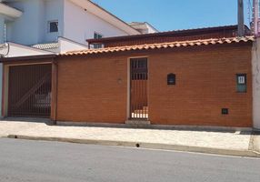 Casa com 4 Quartos à venda, 207m²