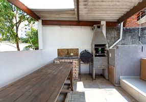 Casa com 2 Quartos à venda, 110m²