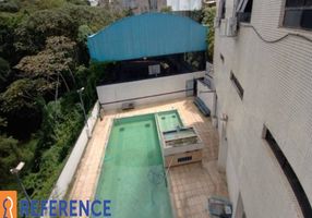 Prédio Comercial para alugar, 987m²