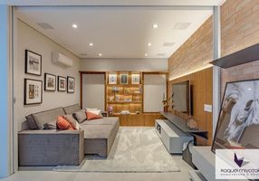 Apartamento com 4 Quartos à venda, 272m²