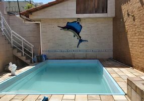 Casa com 3 Quartos à venda, 225m²