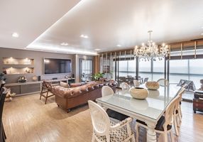 Apartamento com 3 Quartos à venda, 171m²