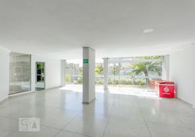 Apartamento com 2 Quartos à venda, 60m²