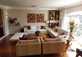 Apartamento com 3 Quartos à venda, 211m²