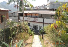 Casa com 2 Quartos à venda, 158m²