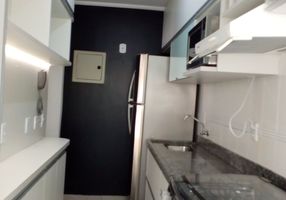 Apartamento com 2 Quartos para alugar, 55m²