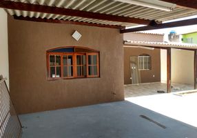 Casa com 3 Quartos à venda, 150m²