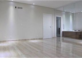 Casa de Condomínio com 3 Quartos à venda, 188m²