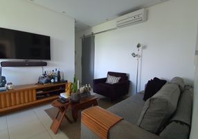 Apartamento com 3 Quartos à venda, 72m²