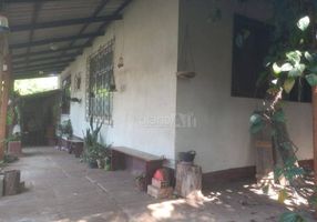 Casa com 3 Quartos para venda ou aluguel, 280m²